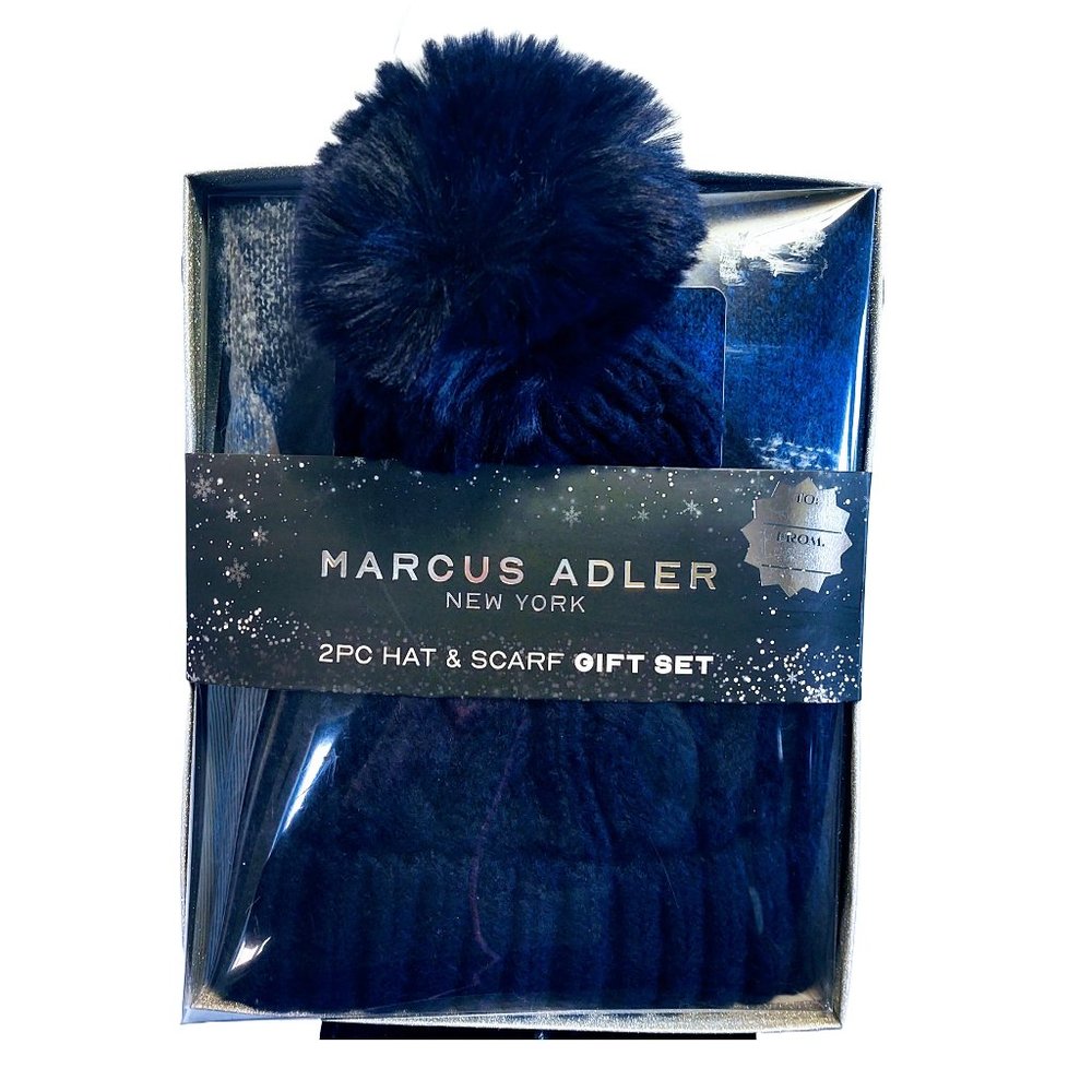 NIB MARCUS ADLER NEW YORK HAT & SCARF SET NAVY BLUE FAUX FUR POM POM OSFA